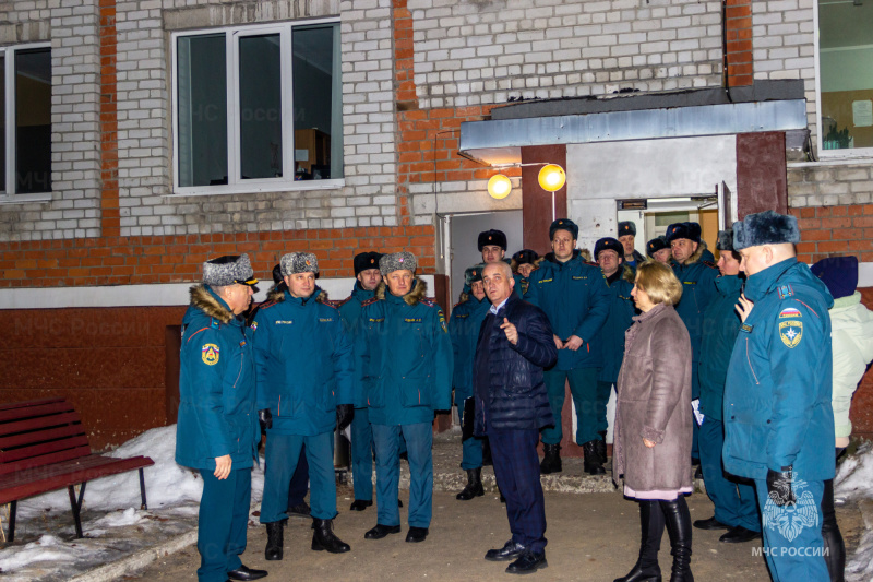 На пожарно-тактическом учении спасли трёх пациентов и  врача