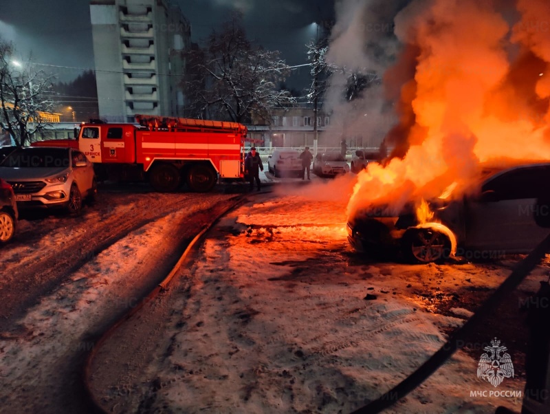 Пожарно - спасательные подразделения государственной противопожарной службы ликвидировали пожар в г.о. Брянск